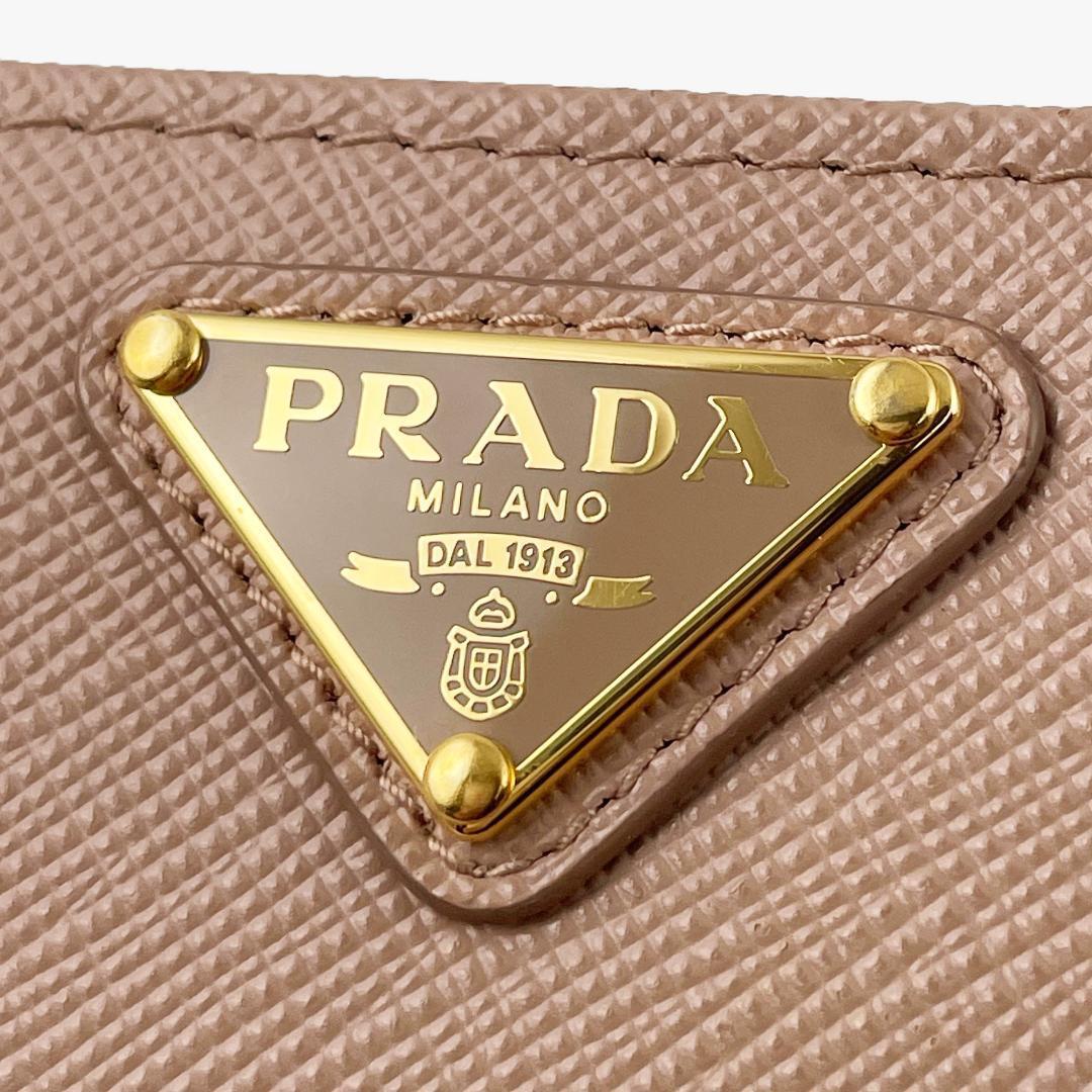リアル サフィアーノ 二つ折り財布 PRADA ☆未使用級☆プラダ 三角ロゴ