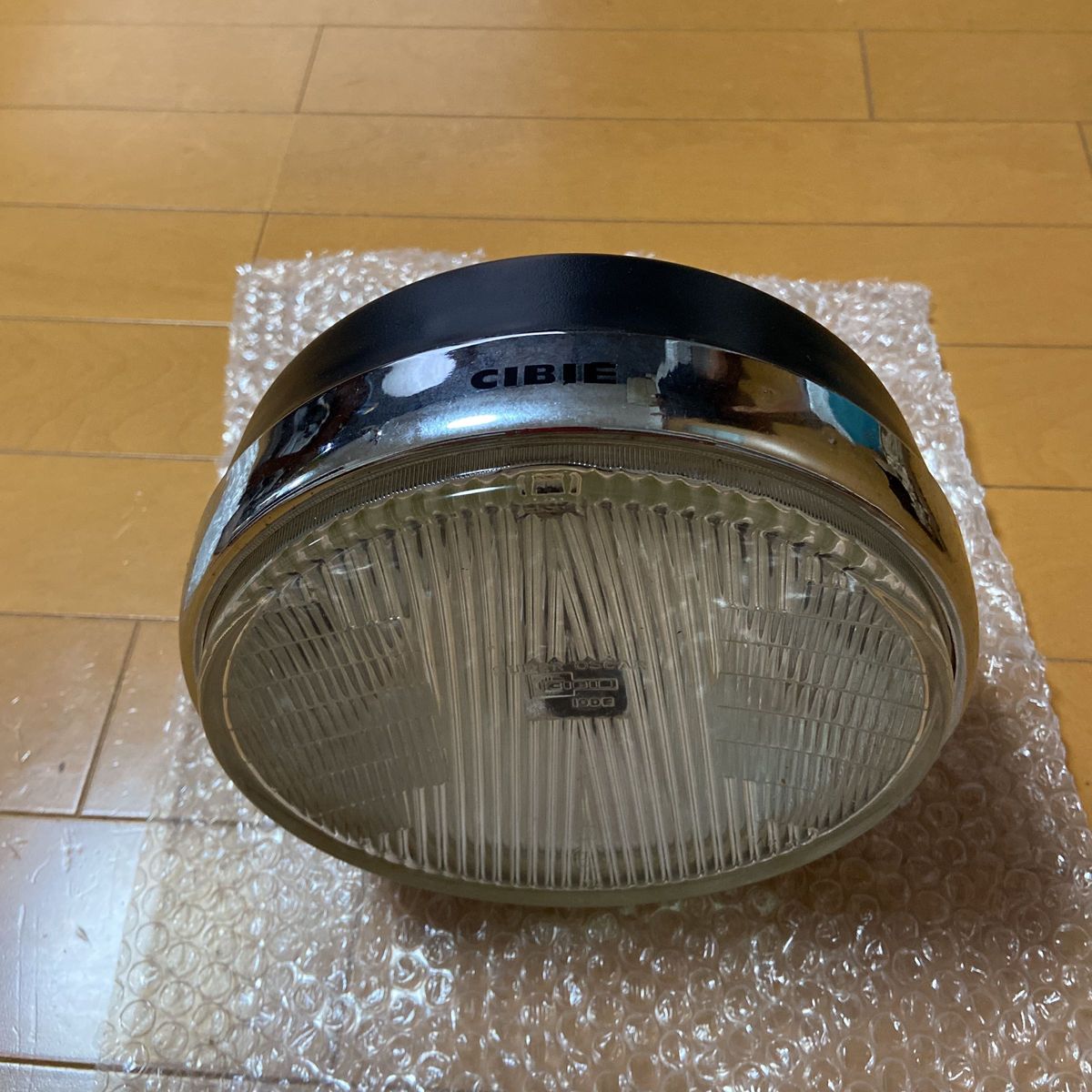 シビエ CIBIE 凹み ヘッドライト Z2 Z1 Z400FX ゼファー CBX400F シビエ CIBIE 凹み ヘッドライト Z2 Z1 Z400FX ゼファー CBX400F