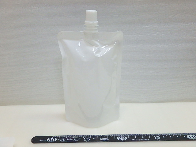 n207u　未使用　スパウト パウチ　200ml(容量目安)　10枚セット　容器　保存容器　WITH SPOUT POUCH　液体容器　キャップ付き　自立型　②_画像3