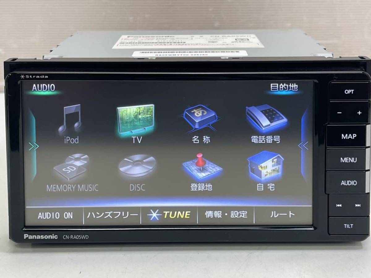 美品 動作品 Panasonic パナソニックストラーダ CN-RA05WDメモリーナビ
