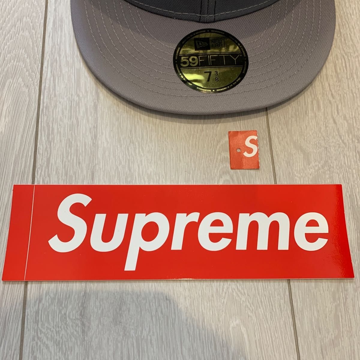 【最安値】新品Supreme Gradient box logo new era キャップ　ブラック　7 3/8