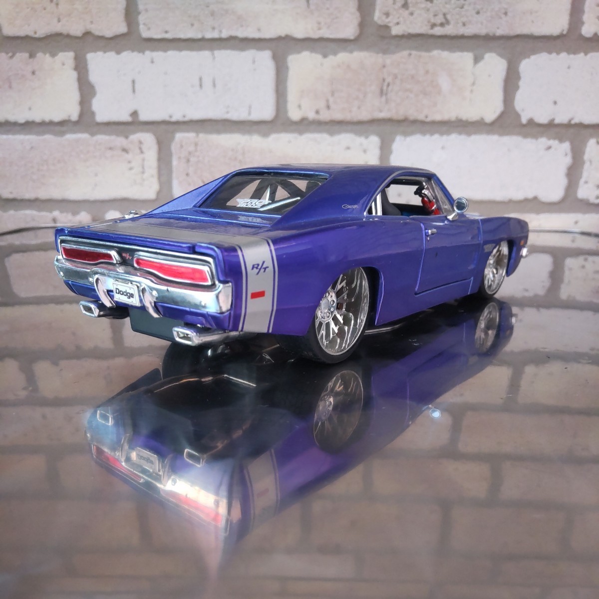 １９６９年DodgeChargerＲ／ＴダッジチャージャーＲ／Ｔ１／２４_画像4