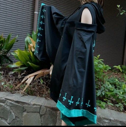 NieR】着物風袖OFF-SHOULDER HOODIE 【シエルカラー】｜PayPayフリマ