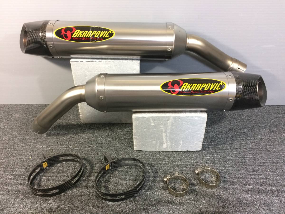 管理番号02655　AKRAPOVIC　アクラポビッチ　スリップオン　カーボン　チタン　サイレンサー　マフラー　YZF-R1　04-06_画像1