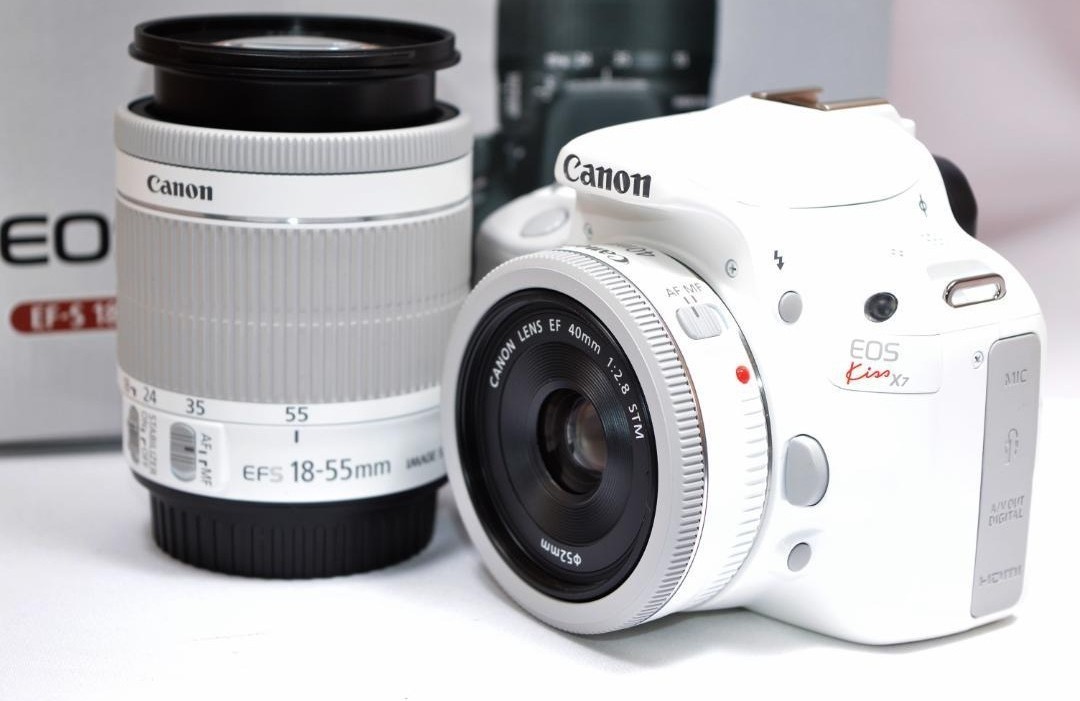 極美品☆Canon EOS kiss X7☆高画質☆軽量・コンパクト☆-