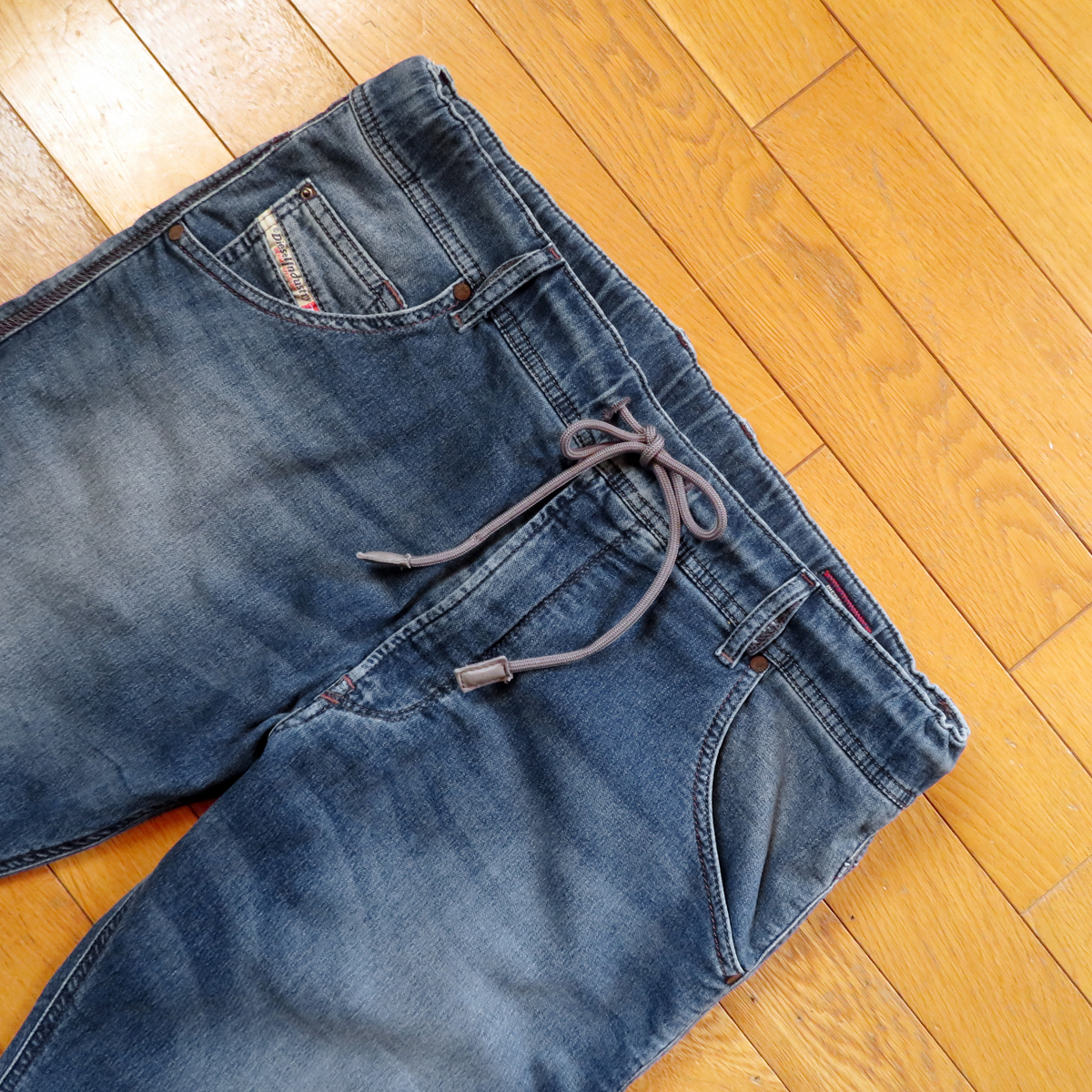 お買い得モデル ディーゼル ☆美品☆ ジョグジーンズ ドローコード