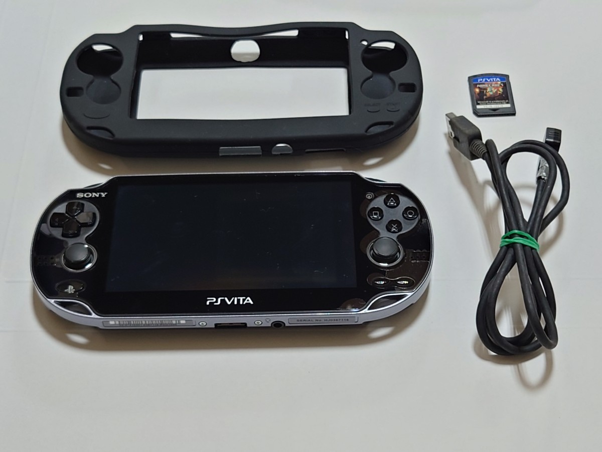 美品】PS Vita本体+外部メモリ32GB+純正充電ケーブル+本体カバー-