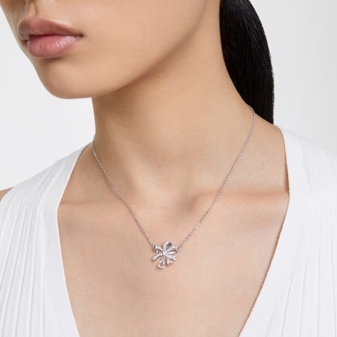 お値下げ Swarovski Volta ペンダント 大-
