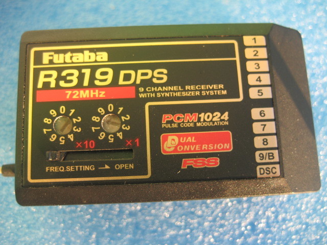 [ быстрое решение ] Futaba 72Mh синтезатор приемник PCM1024 R319DPS б/у,,,.(M средний )