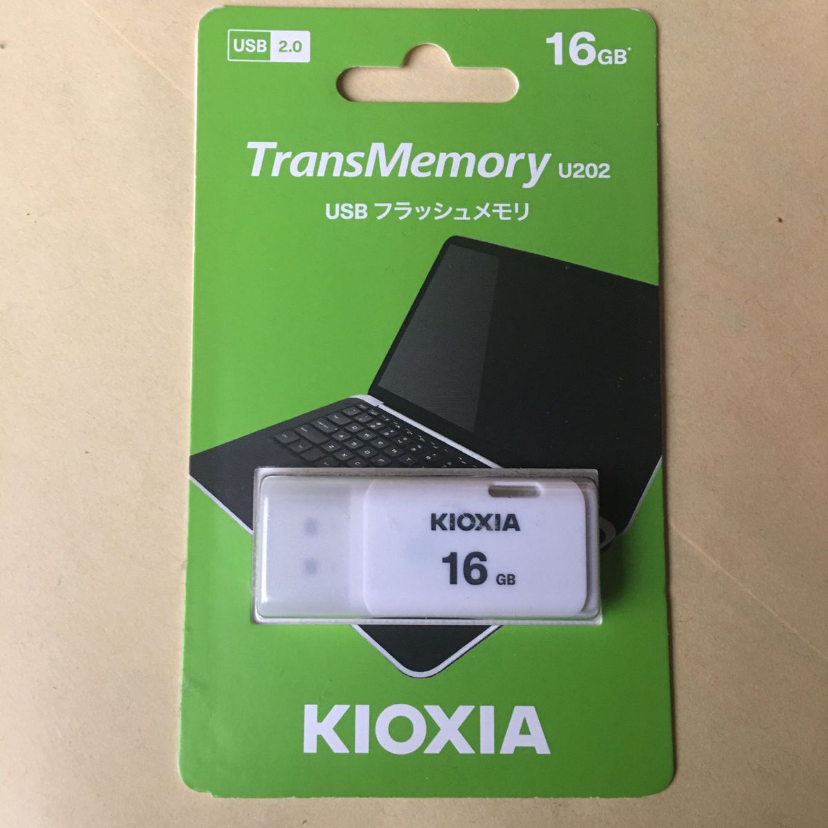 TransMemory U202 KUC-2A016GW （16GB ホワイト）