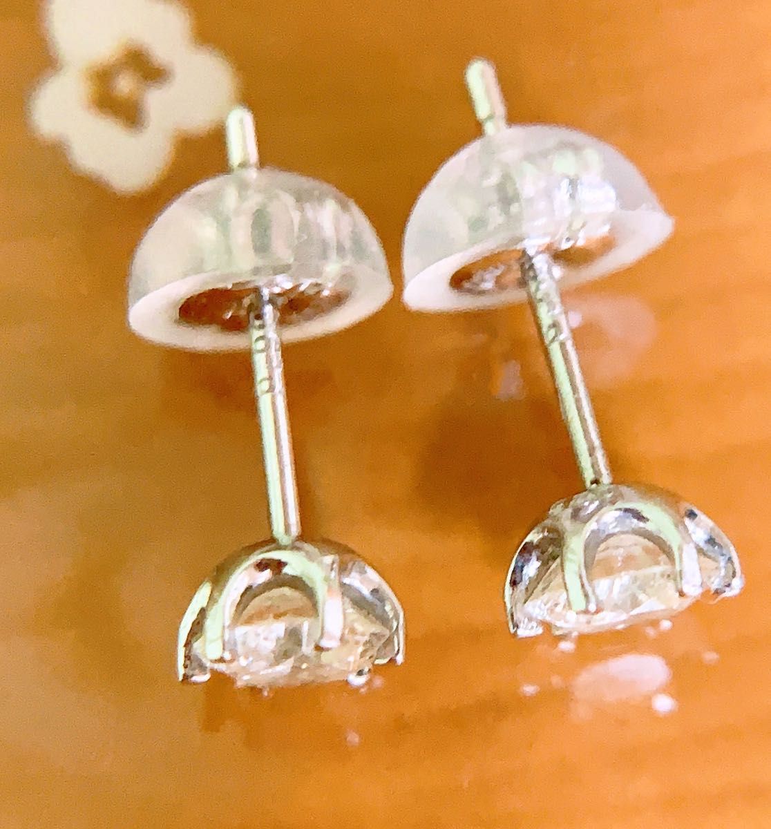 鑑別付き D0 25&0 25ct プラチナダイヤピアス プラチナ1粒ピアス