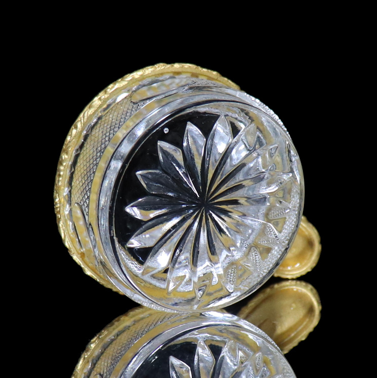 オールド・バカラ(BACCARAT) ブロンズ装飾 百合の紋章 灰皿 ユリ オールド・バカラ(BACCARAT) ブロンズ装飾 百合の紋章 灰皿 ユリ