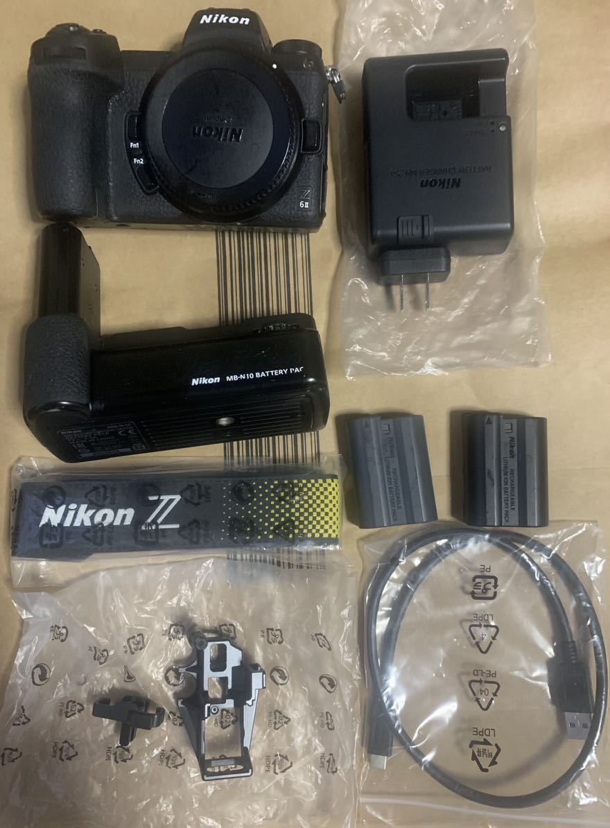 超美品の Z6II Nikon MB-N10 XQD32GB とB EN-EL15C ニコン