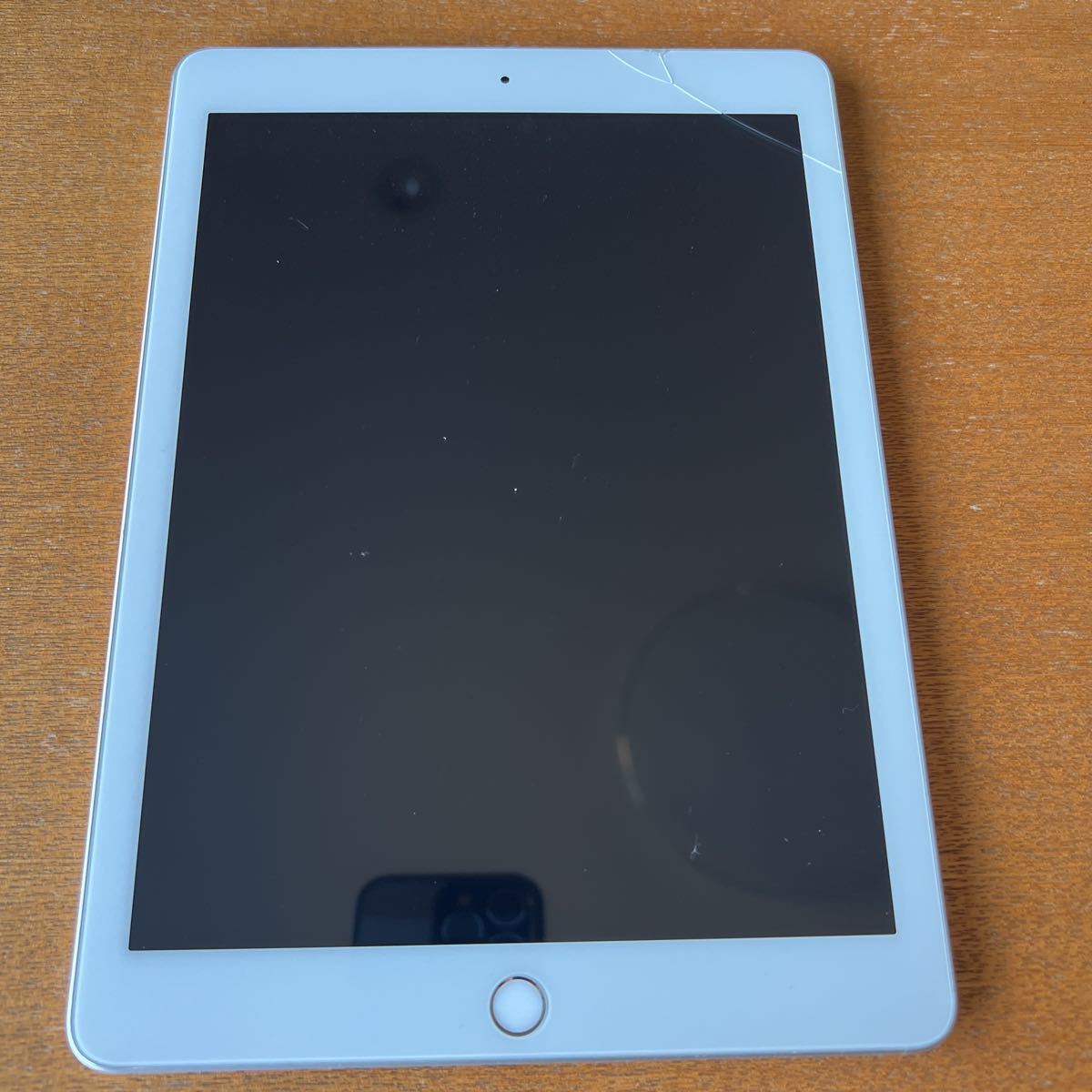 とっておきし新春福袋 iPad Wi-Fi 第5世代 32G iPad本体