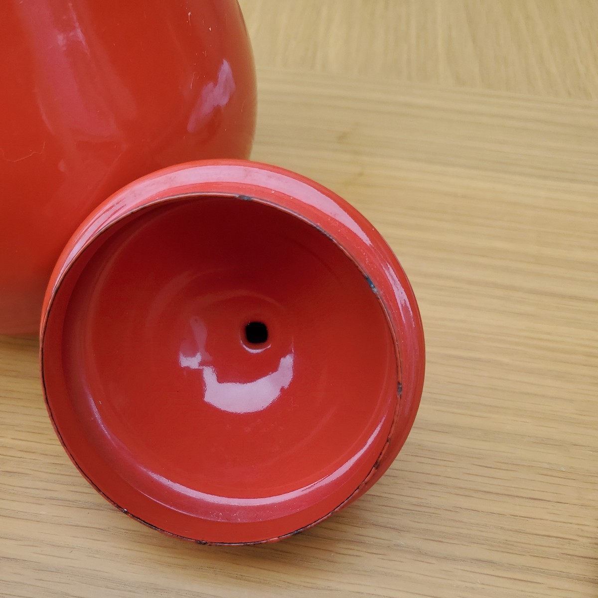 昭和レトロ　未使用長期保管品　ホーローポット 琺瑯 ホーローケトル 赤　高さ約19cm×幅約12cm_画像7