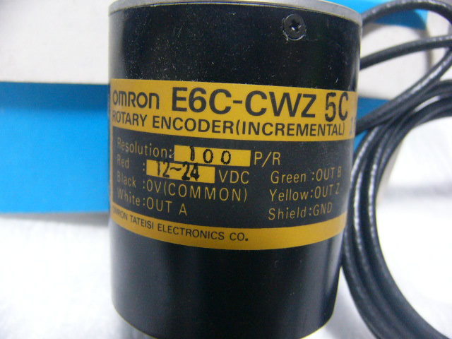★未使用に近い★ OMRON E6C-CWZ5C 100P/R ロータリーエンコーダ_画像4