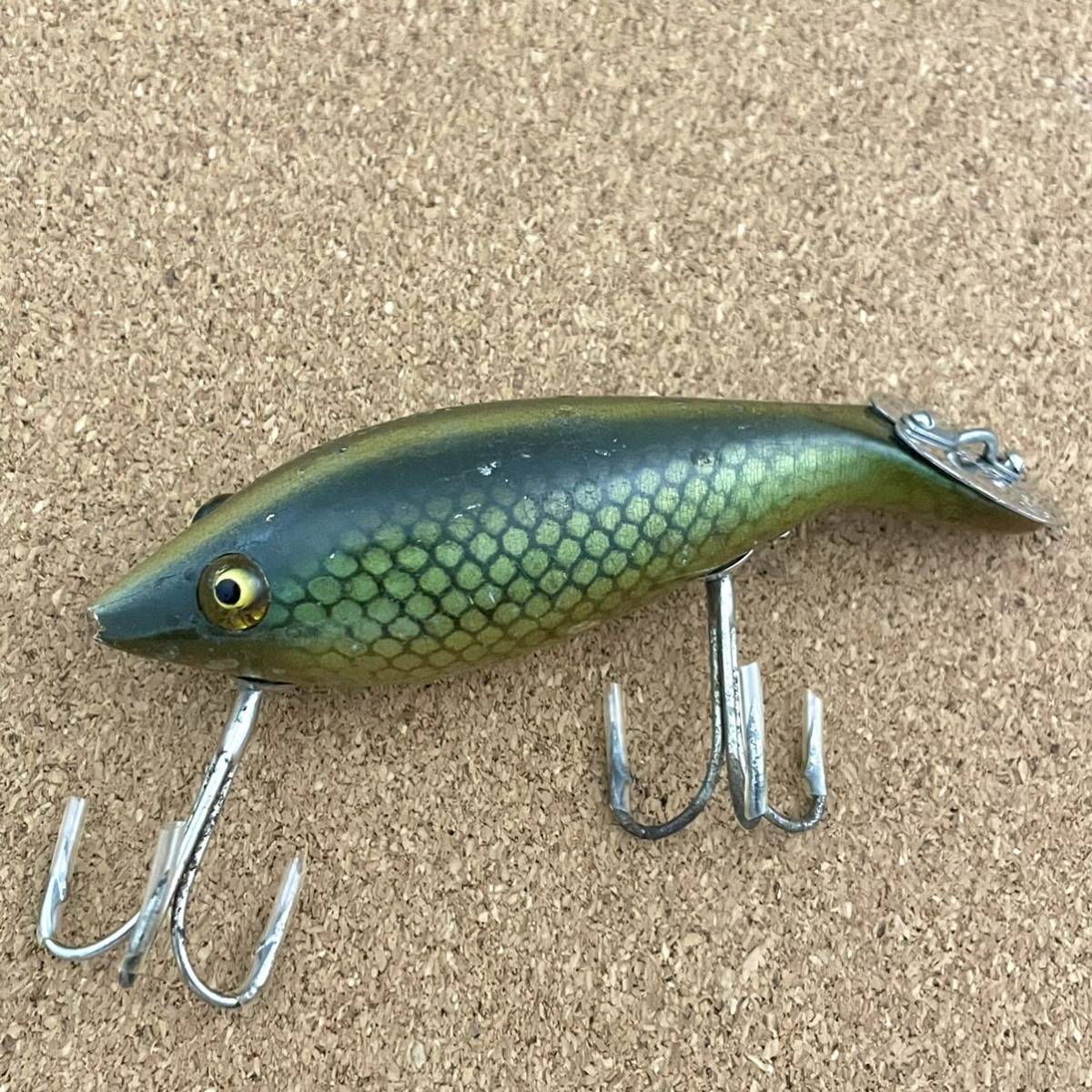 ヘドン　Heddon No.5000 ダドポリー　デラックスグリーンスケールカラー　L-rig ハート型メタルリップ　、トレブルフック_画像1