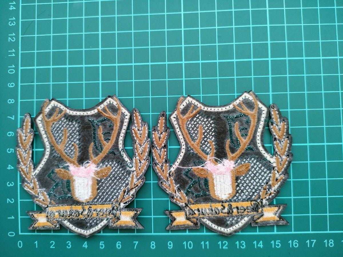No.16 鹿 Deer&Sakura 2枚セット ユニーク 綺麗 かっこいい 刺繍 アイロンワッペン 飾り素材 組み合わせOk