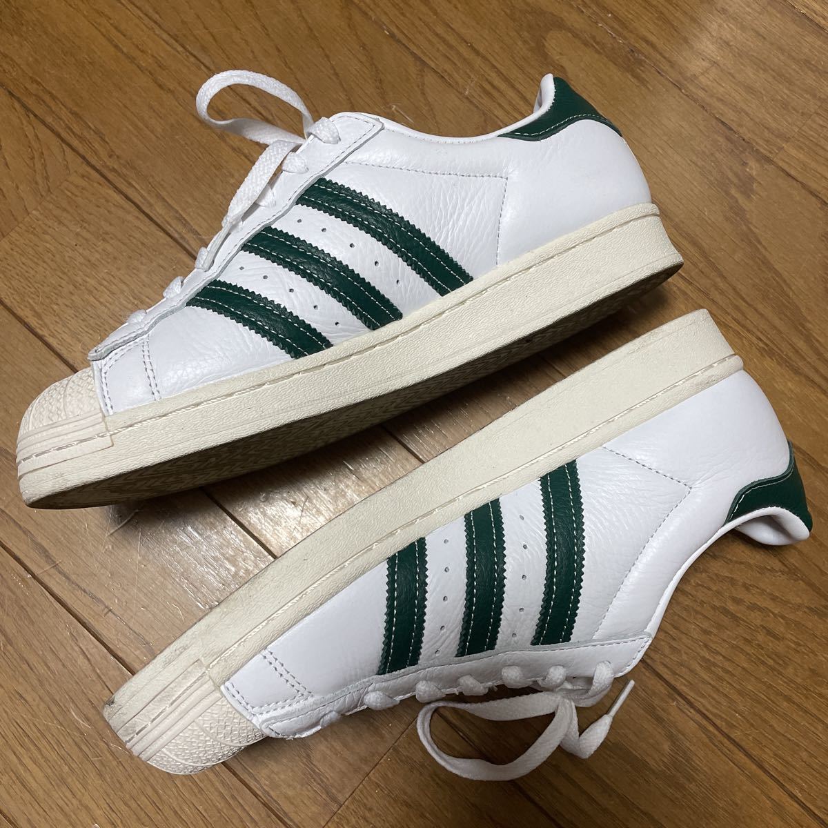  adidas 　 супер   звезда   SUPERSTAR　 белый / зеленый / золотой 　26cm ...　 винтаж 　 бу одежда 　 Индонезия   пр-во  