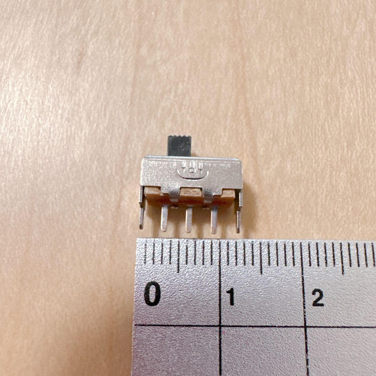 uxcell スライドスイッチ トグルスイッチ DPDT 1P2T PCBパネルラッチング 3.0mm 50個入　SPDT