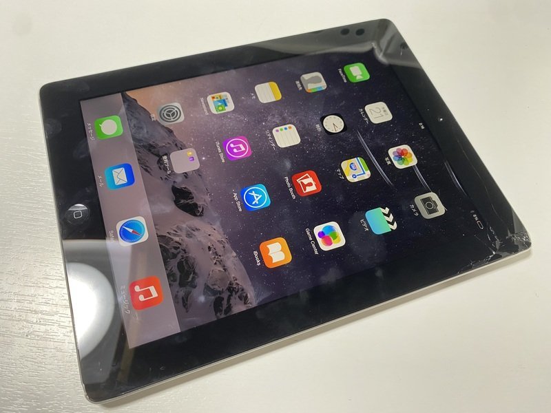 IB928 iPad 3 Wi-Fi ブラック 16GB ジャンク ロックOFF_画像1