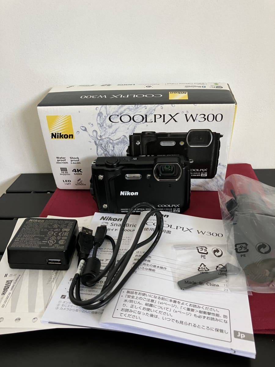 極上美品】Nikon ニコンCOOLPIX クールピクスW300 (ブラック)30m防水