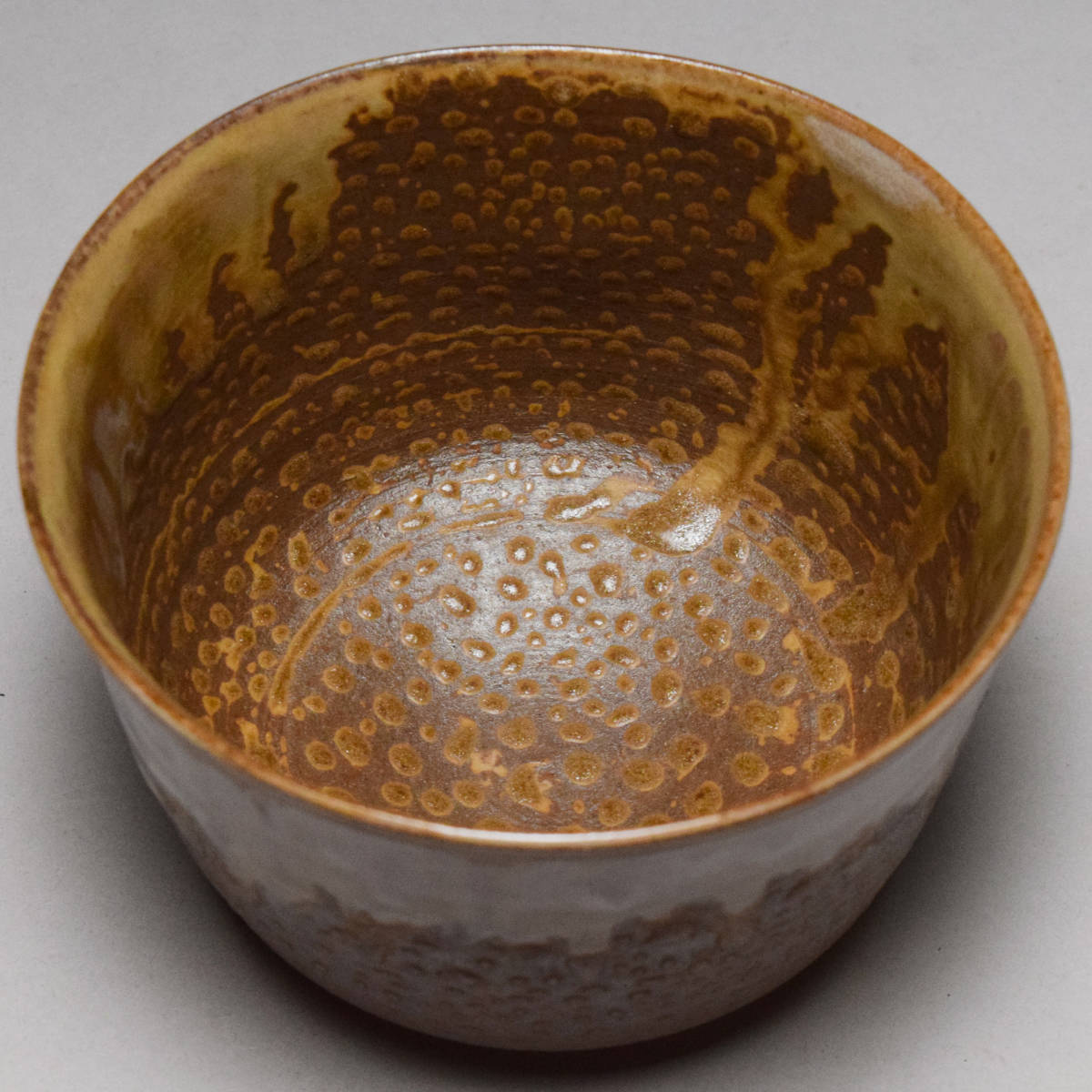八八八】十四代 亀井味楽 高取茶碗 ◇共箱 茶道具 高取 八八八】十四代 亀井味楽 高取茶碗 ◇共箱 茶道具 高取