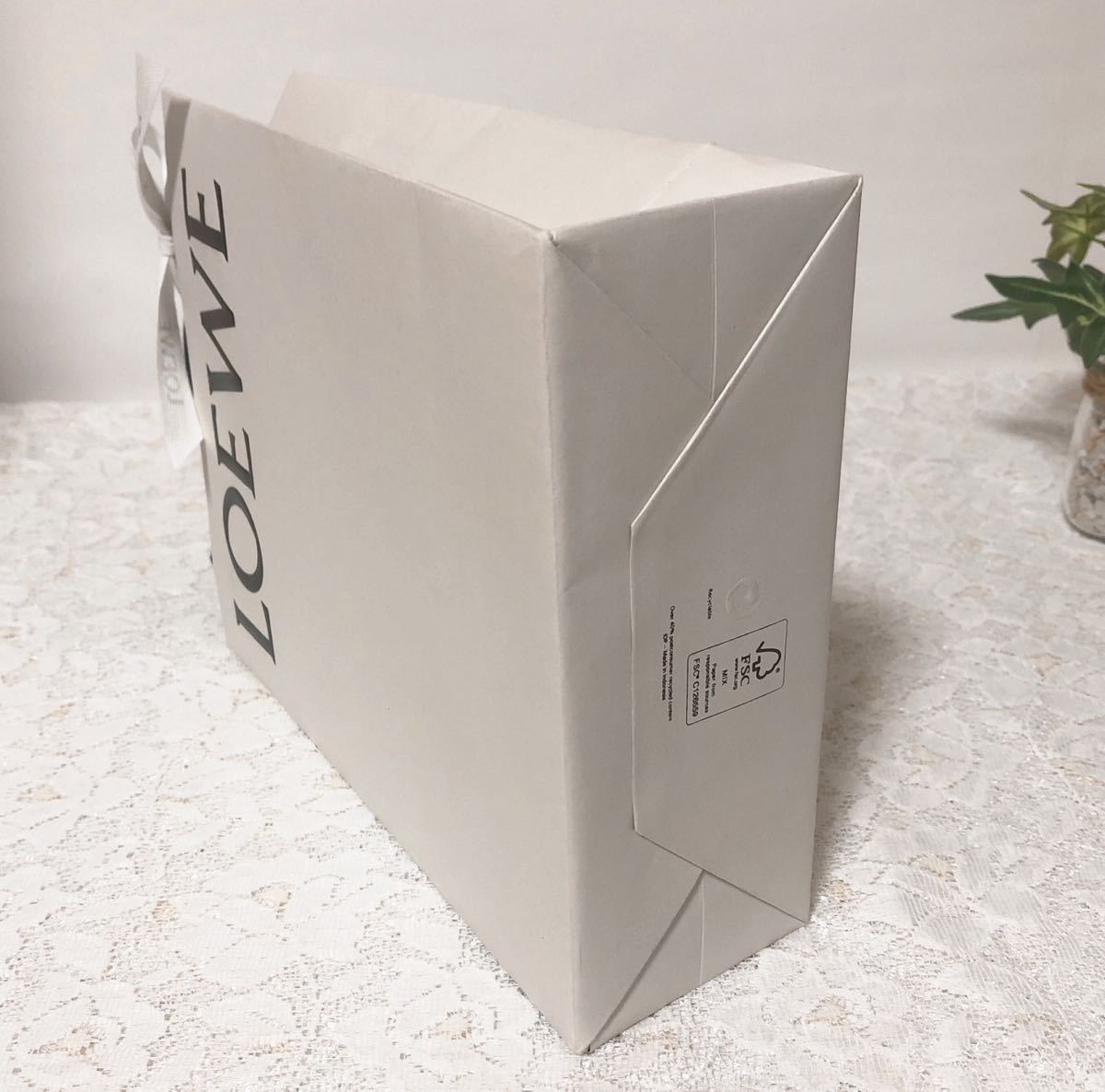 ロエベ「LOEWE」ショッパー ミニ封筒付き(2973) 正規品 付属品 紙袋 ショップ袋 ブランド紙袋 18×22×7cm グレー 小物箱サイズ