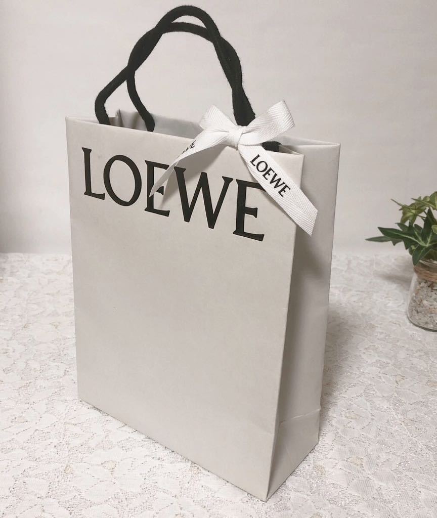 ロエベ「LOEWE」ショッパー ミニ封筒付き(2973) 正規品 付属品 紙袋 ショップ袋 ブランド紙袋 18×22×7cm グレー 小物箱サイズ