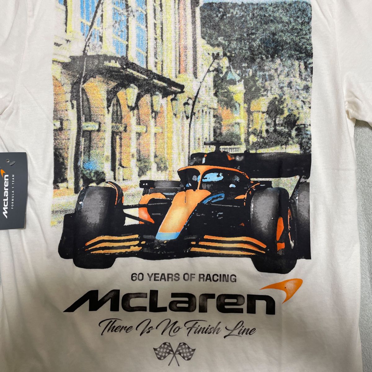 マクラーレンF1 60周年Tシャツ　新品タグ付き　Mサイズ