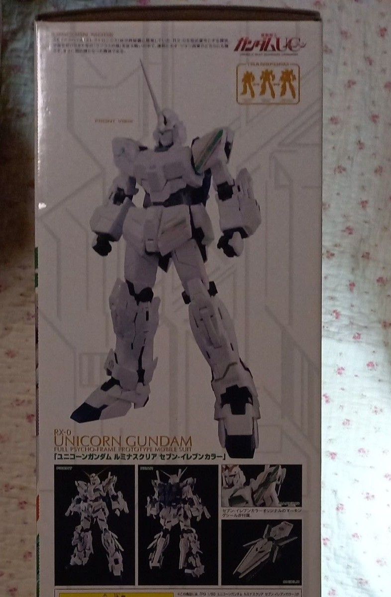 PG 1/60 ユニコーンガンダム ルミナスクリア セブンイレブン PG 1/60 ユニコーンガンダム ルミナスクリア セブンイレブン