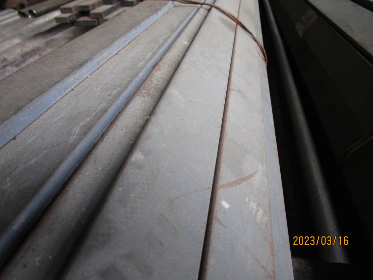 油谷 №7992 フラットバー 50㎜×12㎜ 6020㎜ 厚み12㎜ 長さ6m 20本セット 重量560キロ 平鋼 平形鋼 鋼材 中古 鉄工 DIY素材 工作材料 溶接の画像9