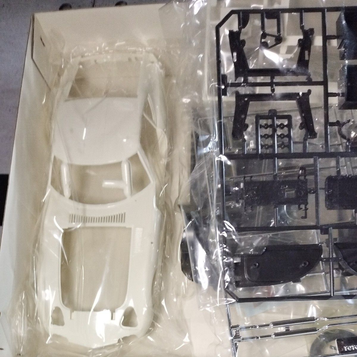 フジミ1/16TOYOTA2000GT 未組立