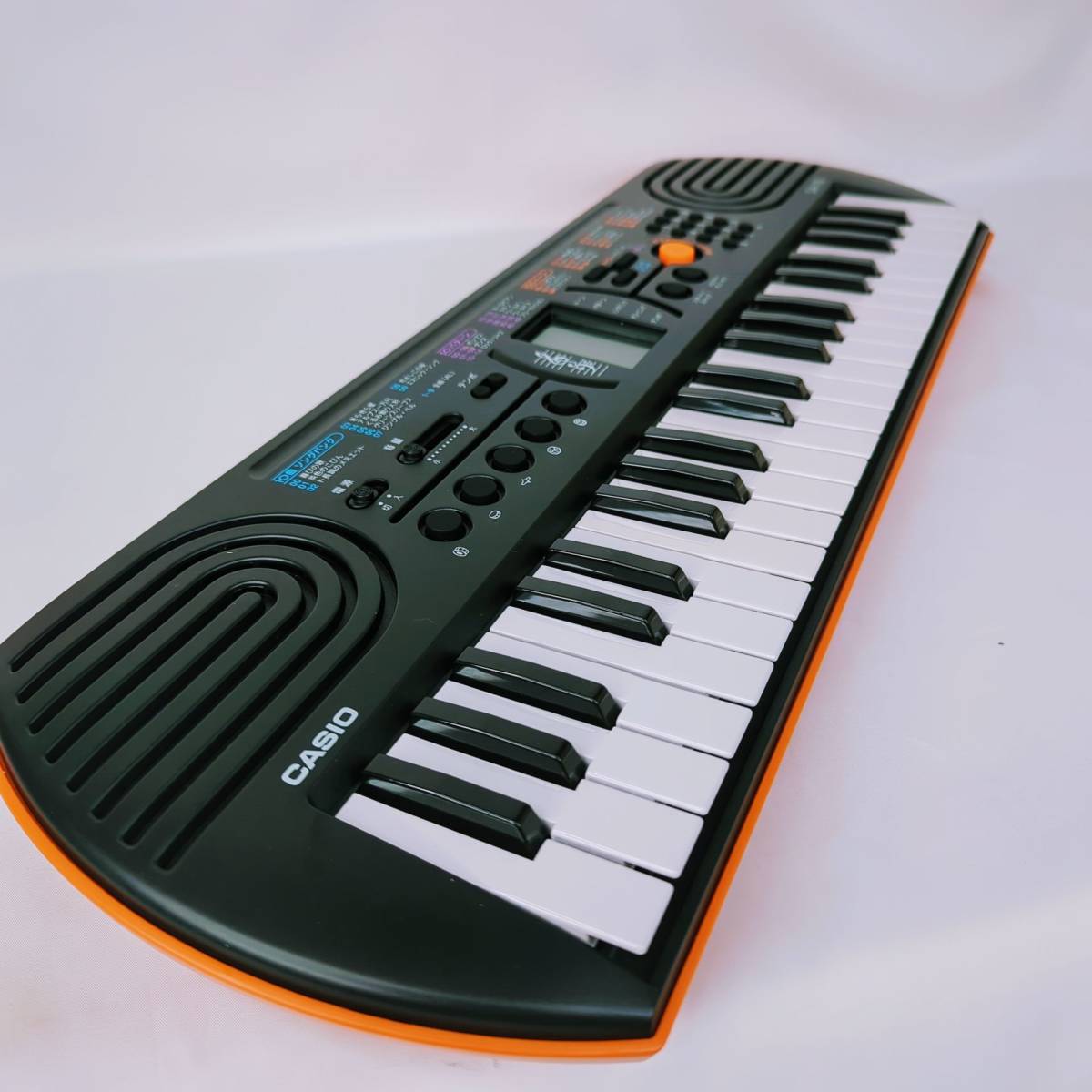 CASIO SA-76 カシオ ミニキーボード 楽譜/純正アダプター付 CASIO SA-76 カシオ ミニキーボード 楽譜/純正アダプター付