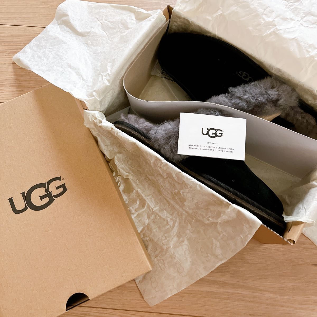 新品】UGG レディース ムートンスリッパ ブラック x グレー 25センチ-