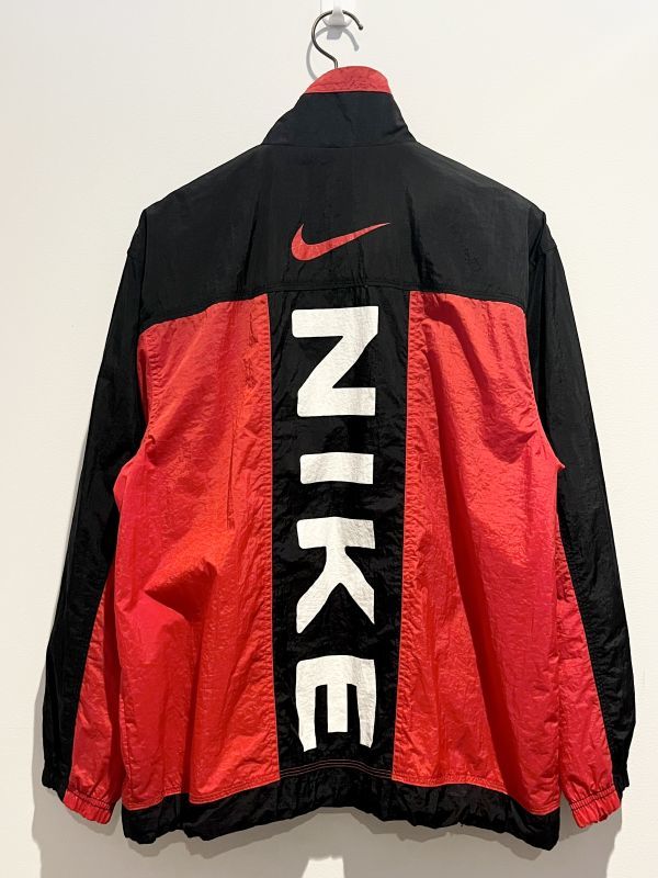 90s ナイキ NIKE ロゴ ナイロンジャケット Lサイズ(14/16) ブラック×レッド