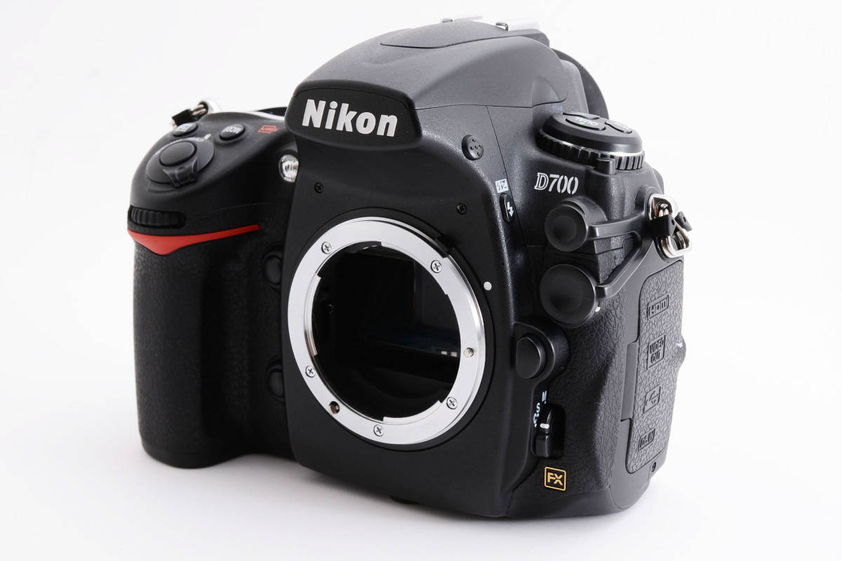 【美品】ニコン Nikon D700 ボディ　《ショット数2822回》 　　 　　　SE270917A2497_画像2