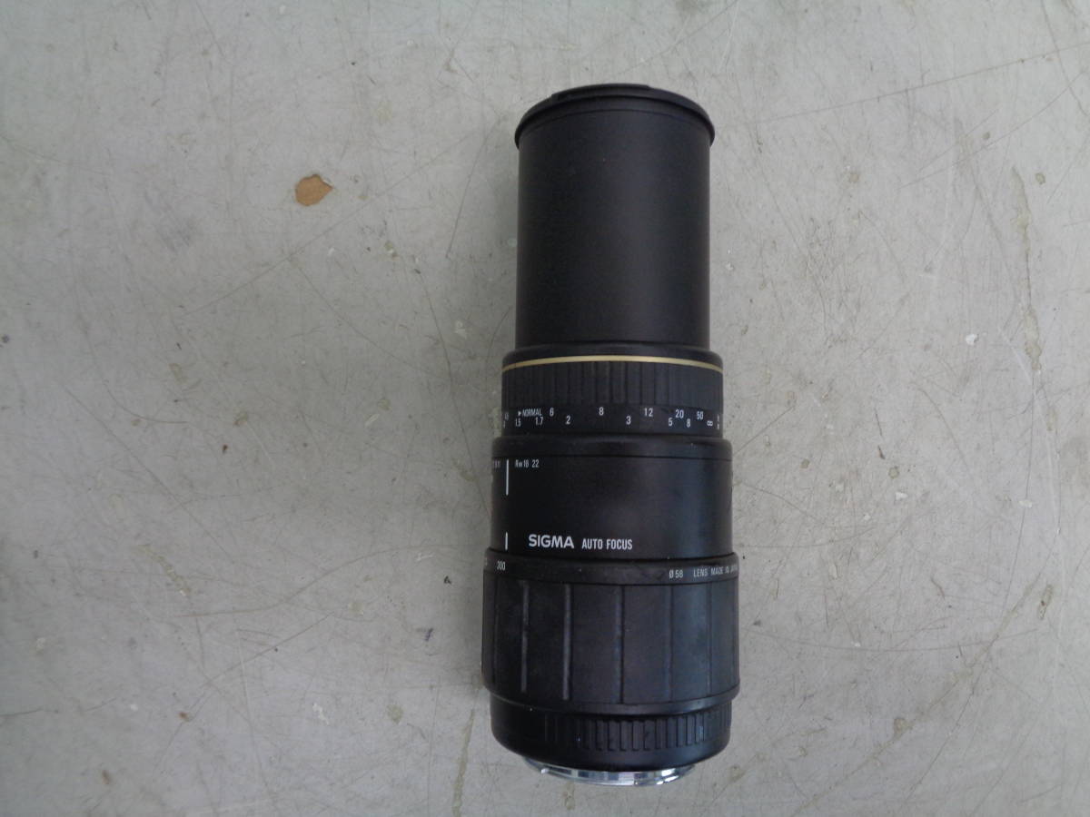 MK8846 SIGMA 70-300mm 1:4-5.6 APO Macro レンズ_画像3