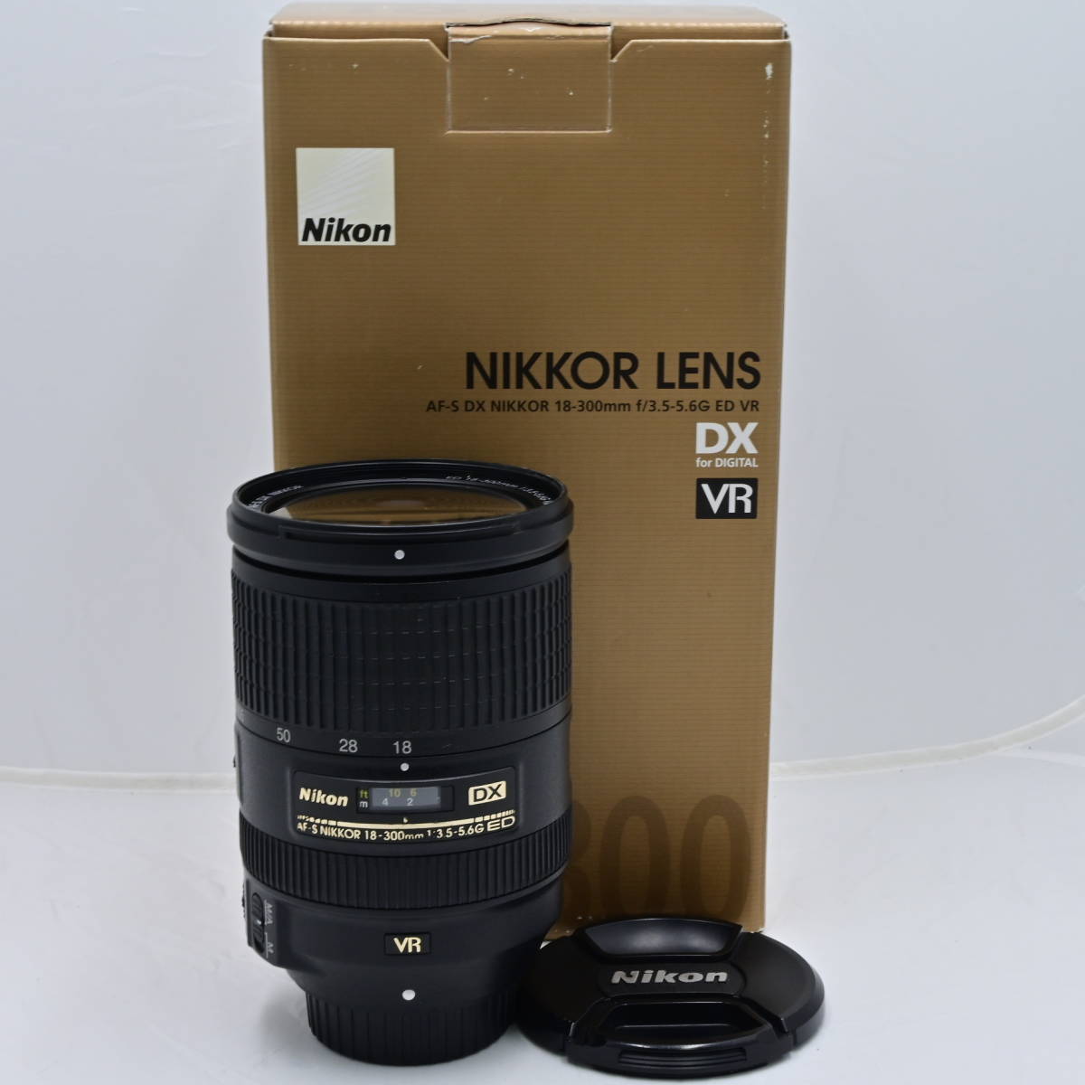 ★極上品★　ニコン　Nikon 高倍率ズームレンズ AF-S DX NIKKOR 18-300mm f/3.5-5.6G ED VR ニコンDXフォーマット専用