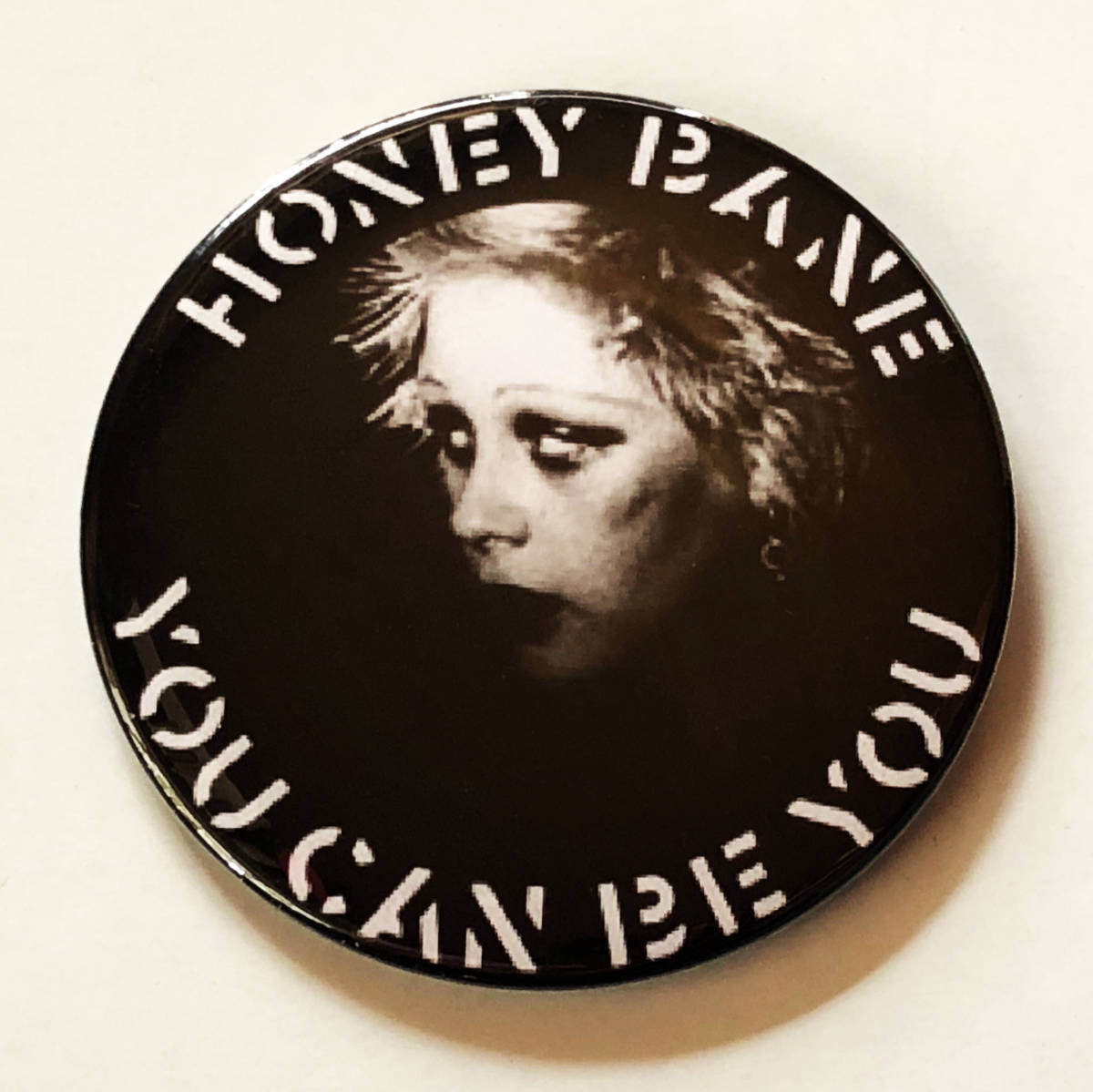 HONEY BANE - You Can Be You 缶バッジ 40mm #UK #punk #80's cult killer punk rock #custom buttons_画像1