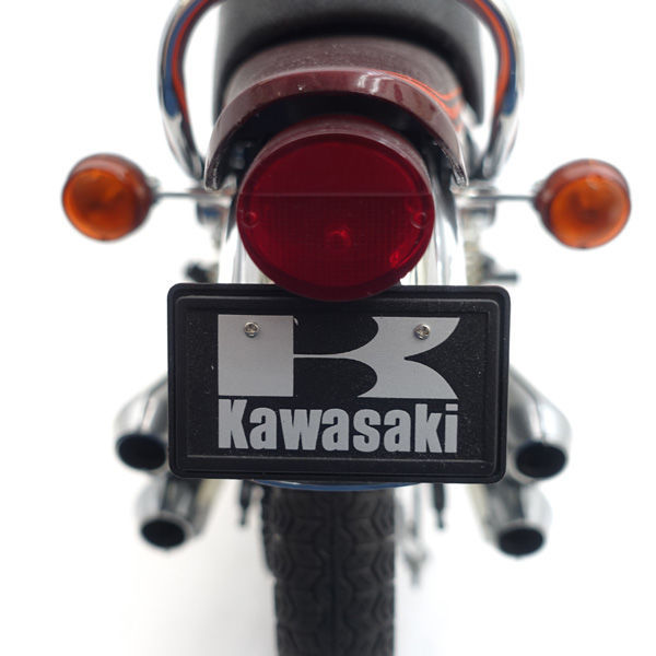 ★ AUTOart KAWASAKI カワサキ 1 6 750RS Z2 入手困難 絶版品 (0220460541)_画像6