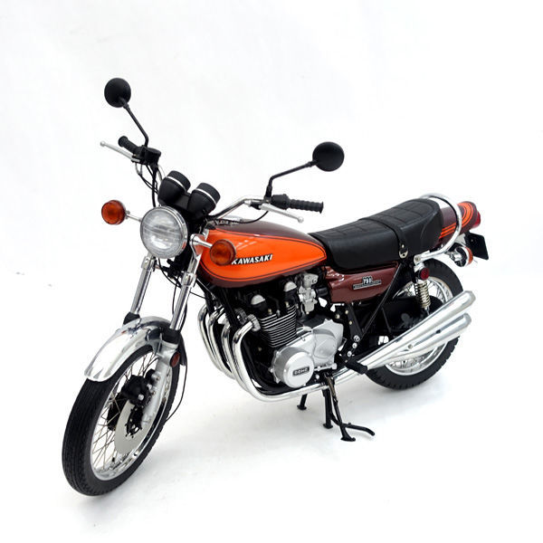 ★ AUTOart KAWASAKI カワサキ 1 6 750RS Z2 入手困難 絶版品 (0220460541)_画像2