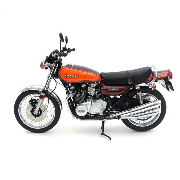 ★ AUTOart KAWASAKI カワサキ 1 6 750RS Z2 入手困難 絶版品 (0220460541)_画像4