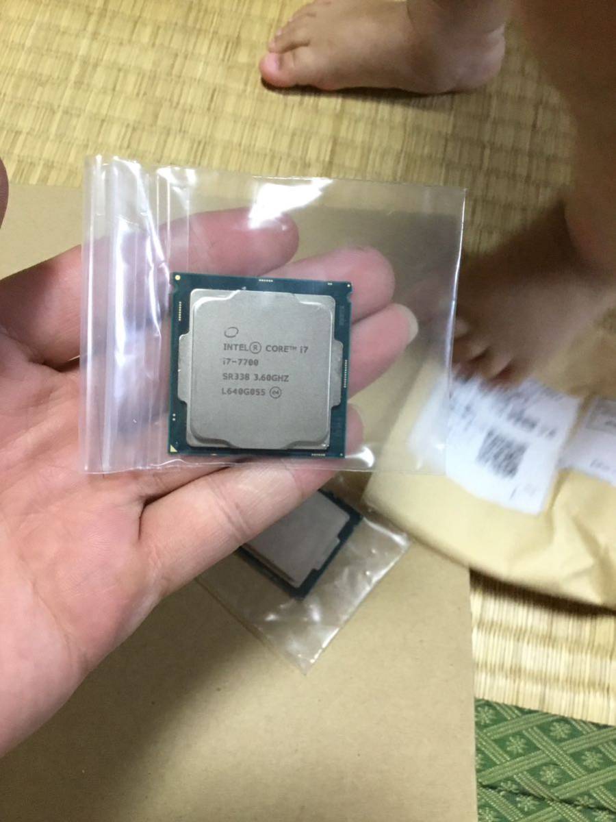 CPU Core i7-7700 Intel Core i3-4130 _画像2