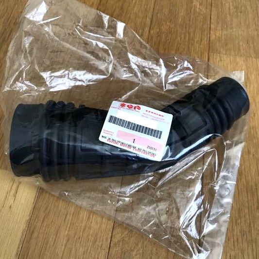 新品 未使用 スズキ純正 ジムニー JA11C JA71 JA71C-3 エアークリーナーアウトレットホース Suzuki Jimny Air Cleaner Outlet Hose_画像4