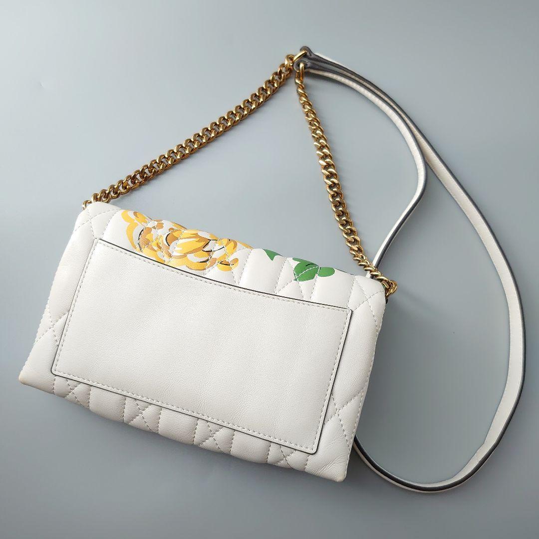 美品 Tory Burch トリーバーチ KIRA CHEVRON QUILTED FLORAL キラ