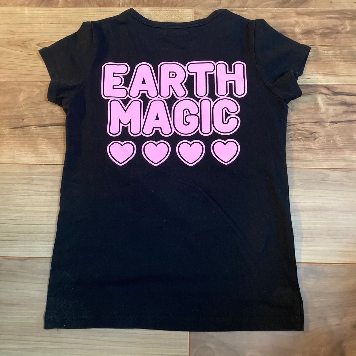 【美品】EARTHMAGICアースマジック★マフィーちゃんビッグロゴプリント半袖Tシャツ／くまベア★ブラック黒150