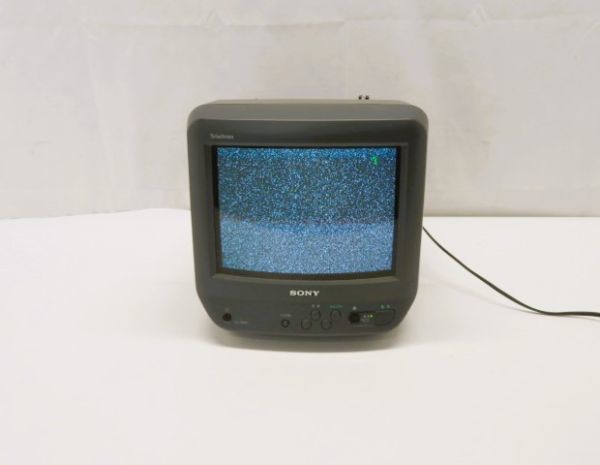 yoky0792-3 558 SONY ソニー トリニトロン KV-10PR1 カラーテレビ TV ブラウン管 通電ok_画像1