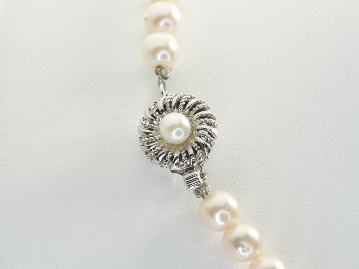 ファッションの  良質天然アコヤ本真珠ネックレス シルバークラスプ