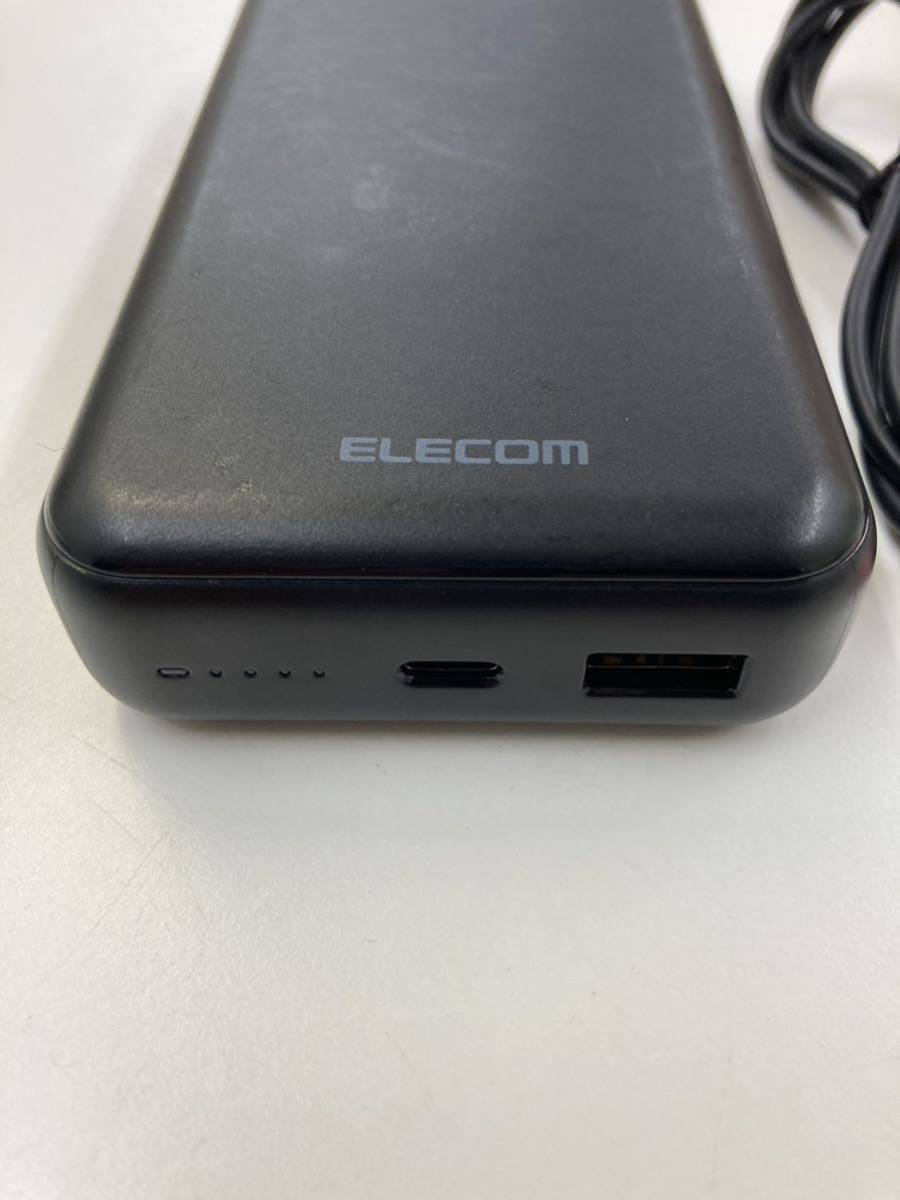 【A09C259】ELECOM モバイル　バッテリー　20W 持ち充　充電器　スマホ　充電　ポータブル_画像3